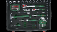 BOSCH TEKERLEKLİ ALET ÇANTASI SETİ 119 PARÇA