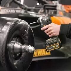 DEWALT X MCLAREN 18V XR 5.0 AH AKÜLÜ DARBELİ TORNAVİDA DCF85MP2T