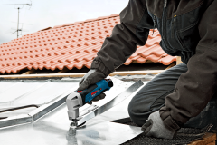 Bosch Professional GSC 12V-13 2 Ah Çift Akülü Sac Kesme Makinesi - L-boxx Çantalı