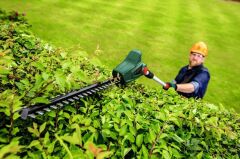 Bosch UniversalHedgePole 18 Akülü Teleskopik Çit Kesme Makinesi