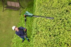 Bosch UniversalHedgePole 18 Akülü Teleskopik Çit Kesme Makinesi