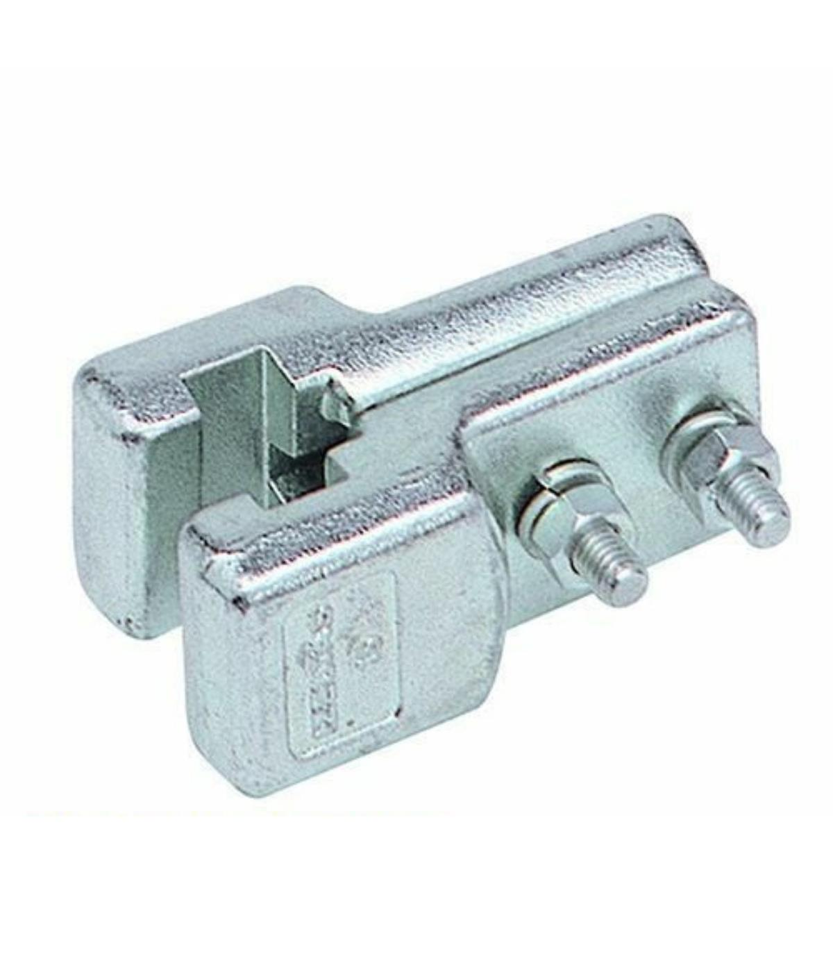 İzeltaş Bağlantı Parçası 08*10/12*10