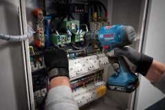 Bosch GSB 183-LI Akülü Darbeli Vidalama 2.0AH Çift Akü