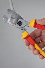 Bosch Case 28 Elektirikçi Set - 1600A02NG4