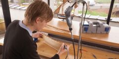 DREMEL® Esnek şaftlı alet sehpası (2222)