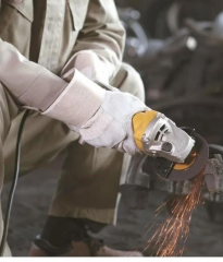 Stanley 900W 115mm Avuç Taşlama STGS9115